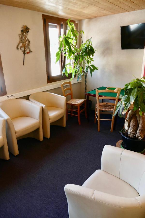 Hotel Le Blainon Орон Екстер'єр фото