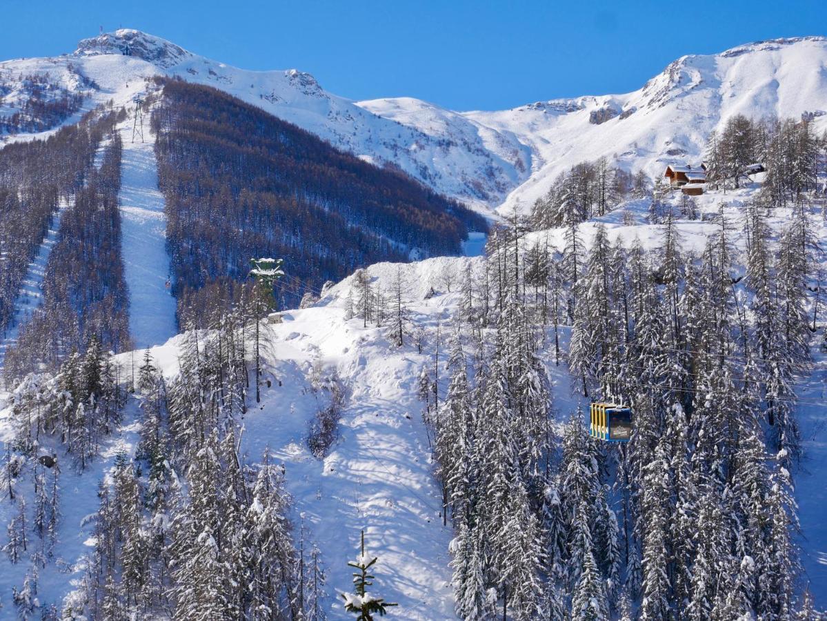 Hotel Le Blainon Орон Екстер'єр фото